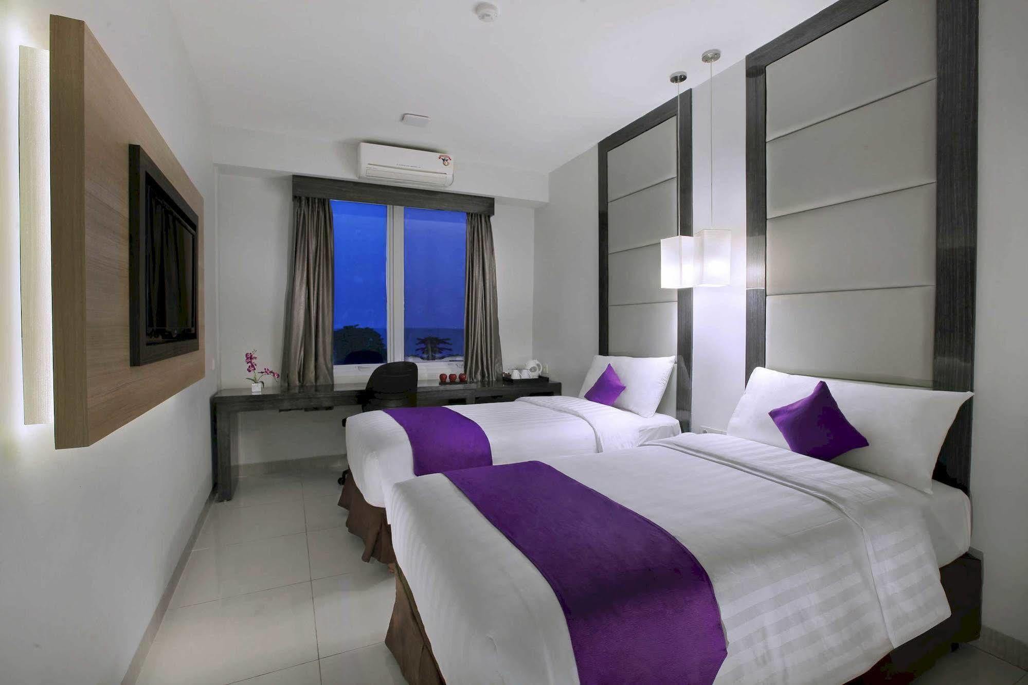 Quest By Aston Hotel Balikpapan (Borneo)